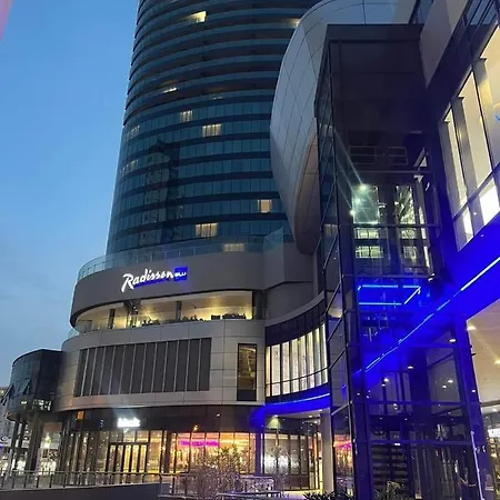 Oceans Apartments Balcony Suites In The Radisson Blu Hotel Building Tower, Durban Umhlanga Exterior foto