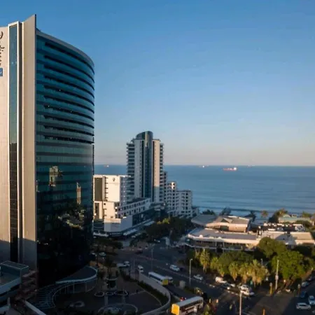 Oceans Apartments Balcony Suites In The Radisson Blu Hotel Building Tower, Durban Umhlanga Exterior foto