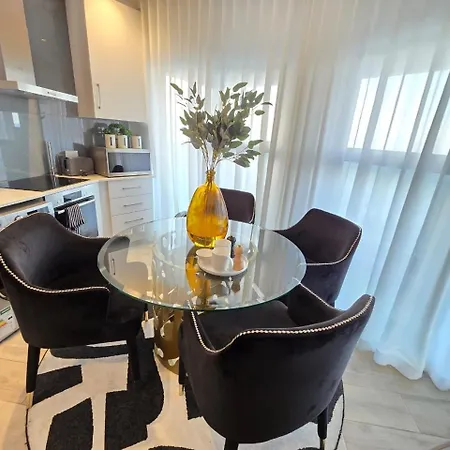 Oceans Apartments Balcony Suites In The Radisson Blu Hotel Building Tower, Durban Umhlanga Exterior foto