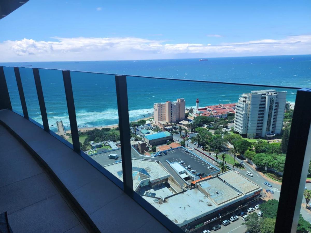 Apartment Oceans Balcony In The Radisson Blu Building Tower, Umhlanga