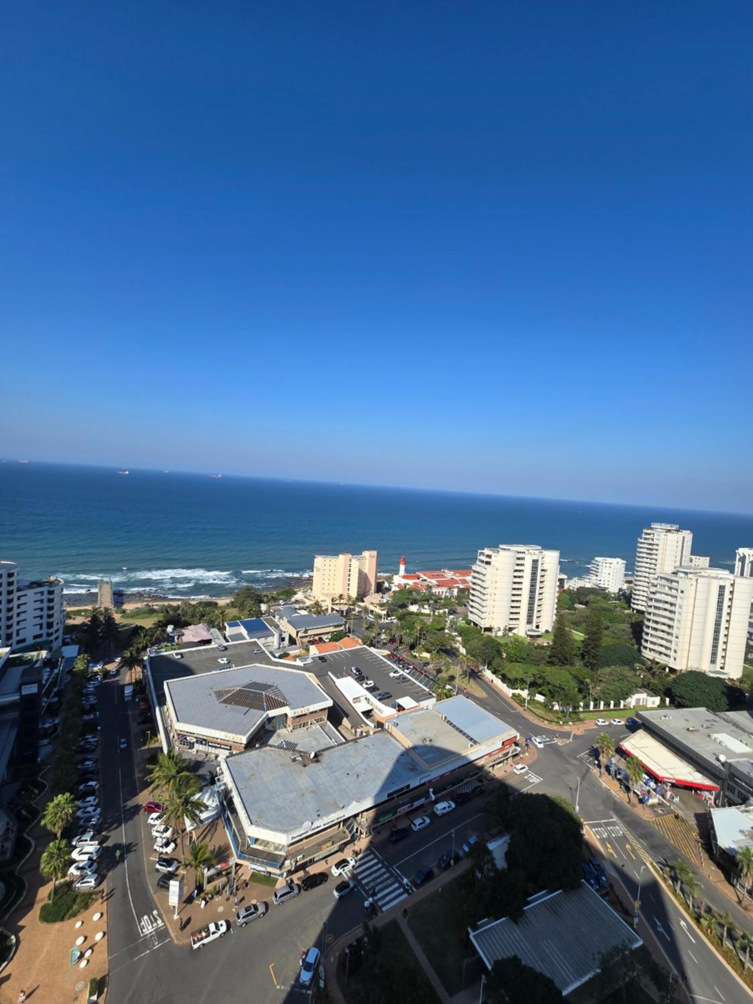 Oceans Balcony In The Radisson Blu Building Tower, Umhlanga *