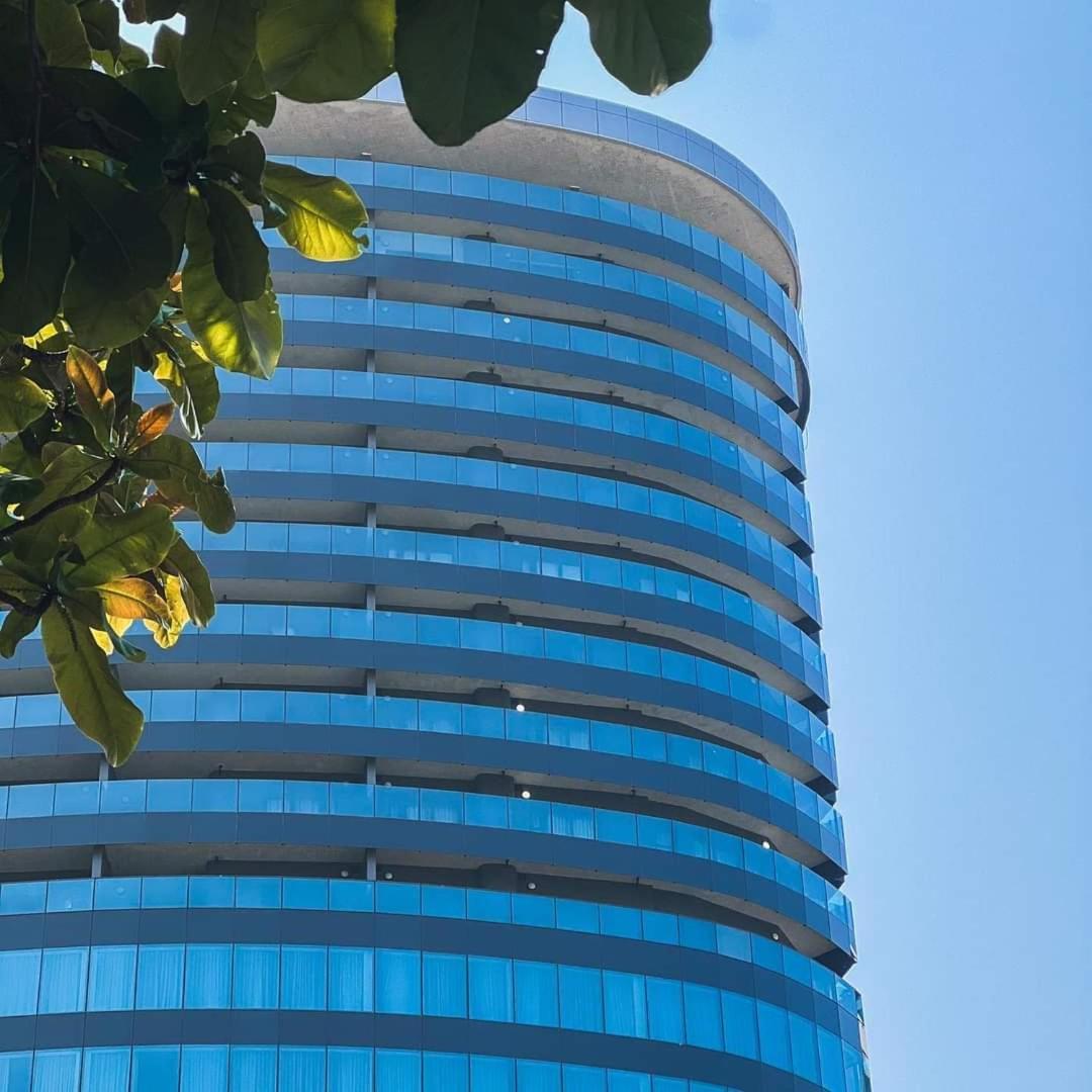 Oceans Balcony In The Radisson Blu Building Tower, Umhlanga *