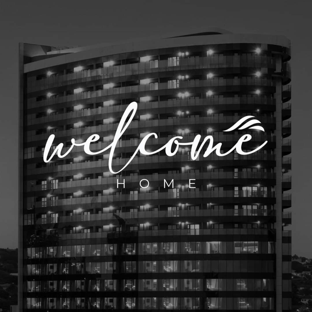 Apartment Oceans Balcony In The Radisson Blu Building Tower, Umhlanga *