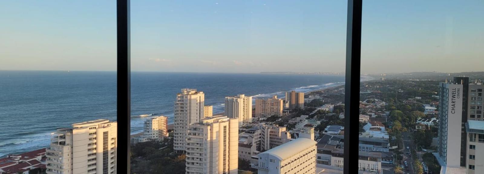 Oceans Balcony In The Radisson Blu Building Tower, Umhlanga Apartment