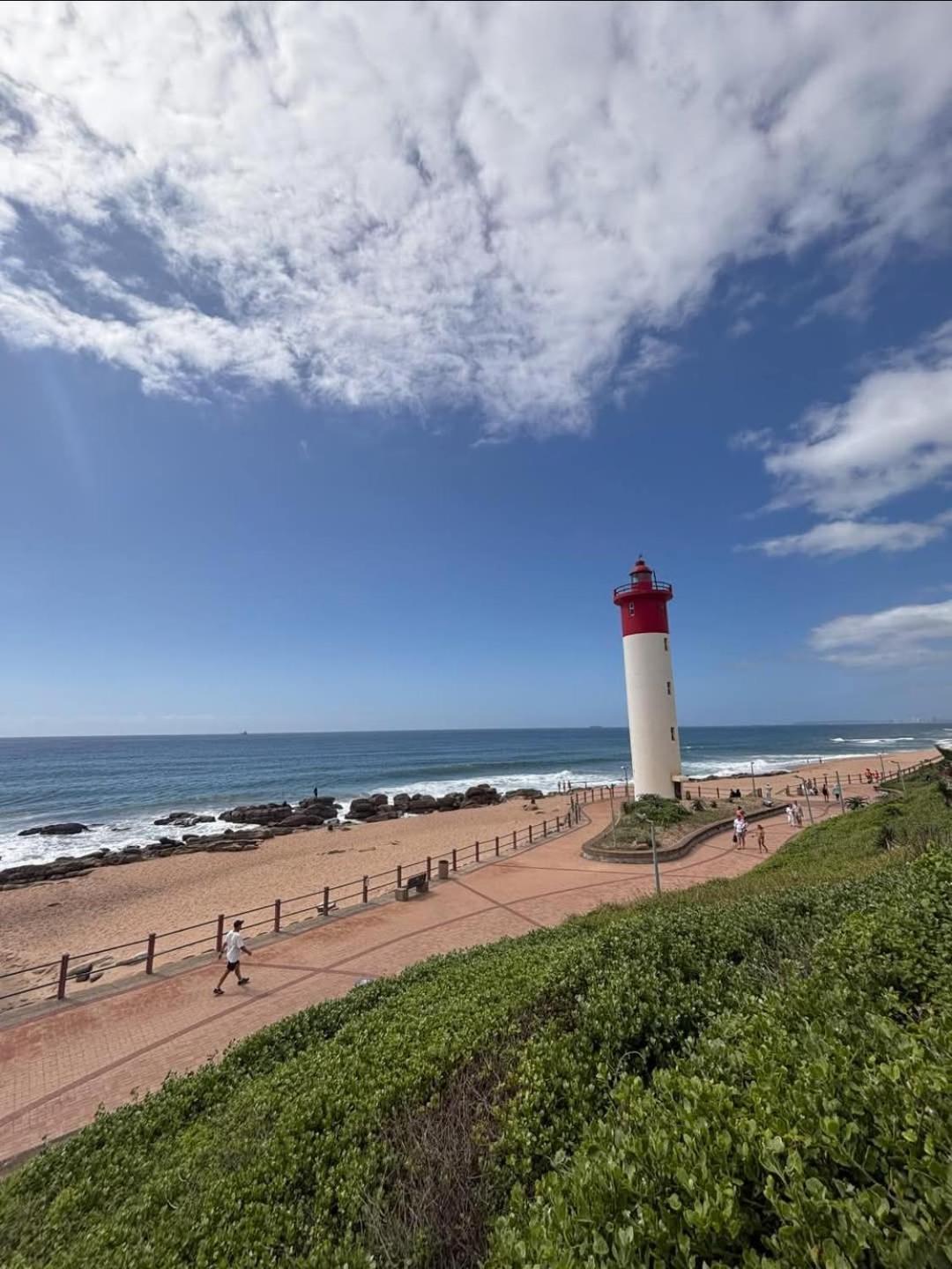 Apartment Oceans Balcony In The Radisson Blu Building Tower, Umhlanga *